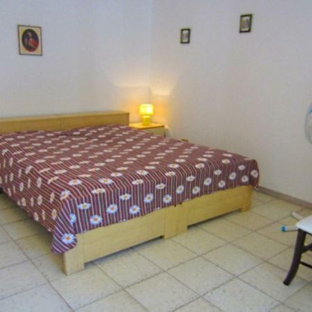 Bilocale Con Spazio Verde Santa Maria di Leuca Екстер'єр фото