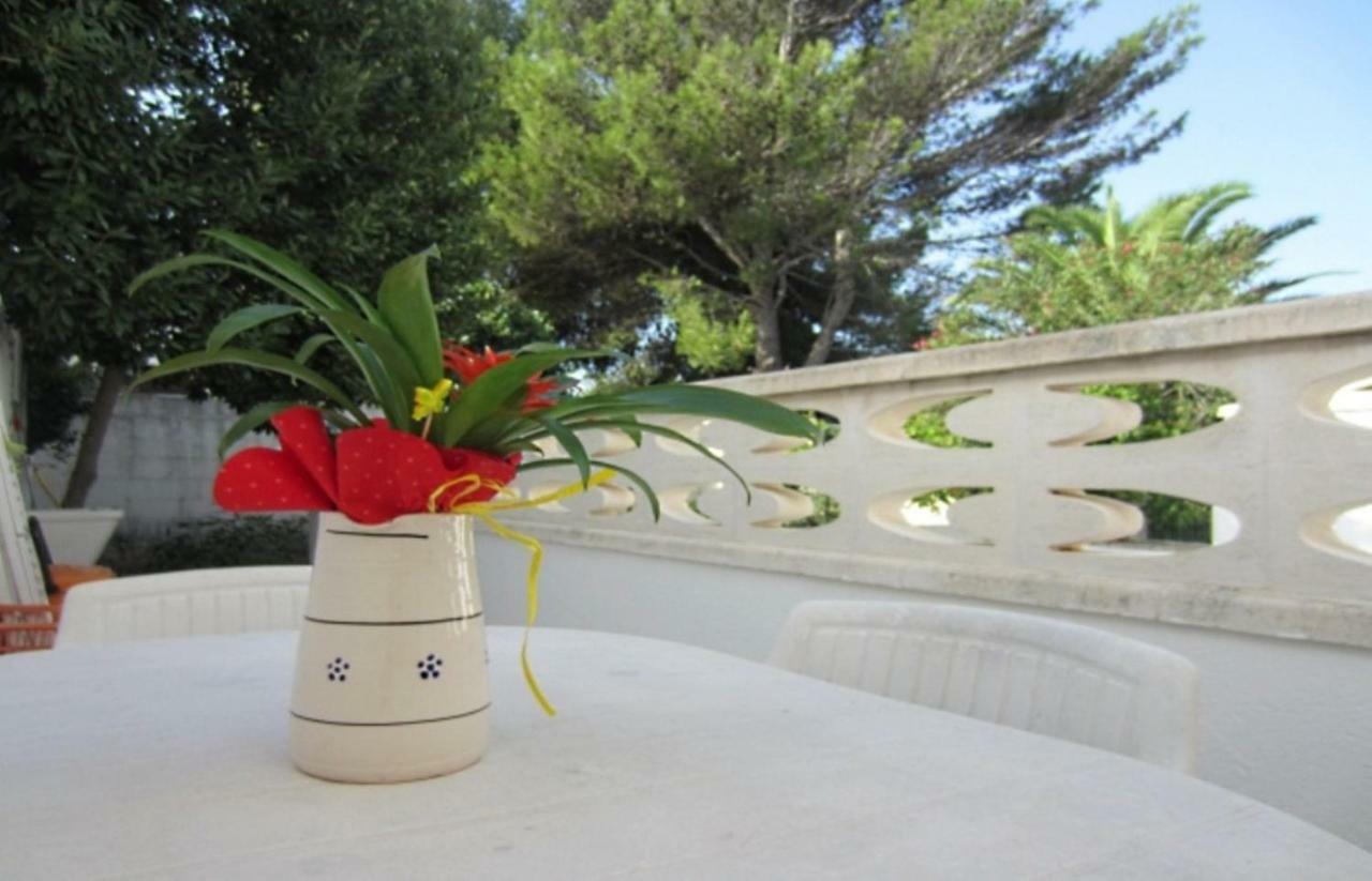 Bilocale Con Spazio Verde Santa Maria di Leuca Екстер'єр фото